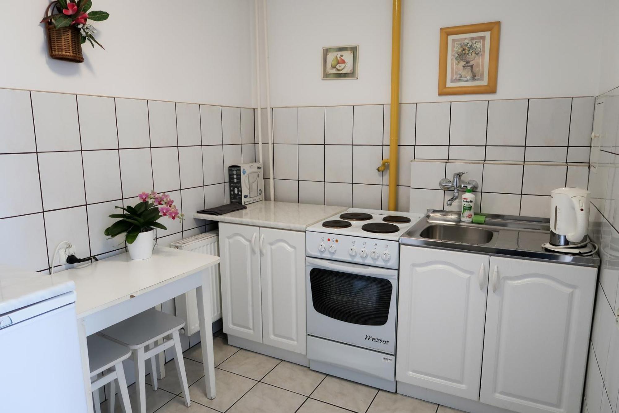 Dom Studencki Raj Hostel Βρότσλαβ Εξωτερικό φωτογραφία