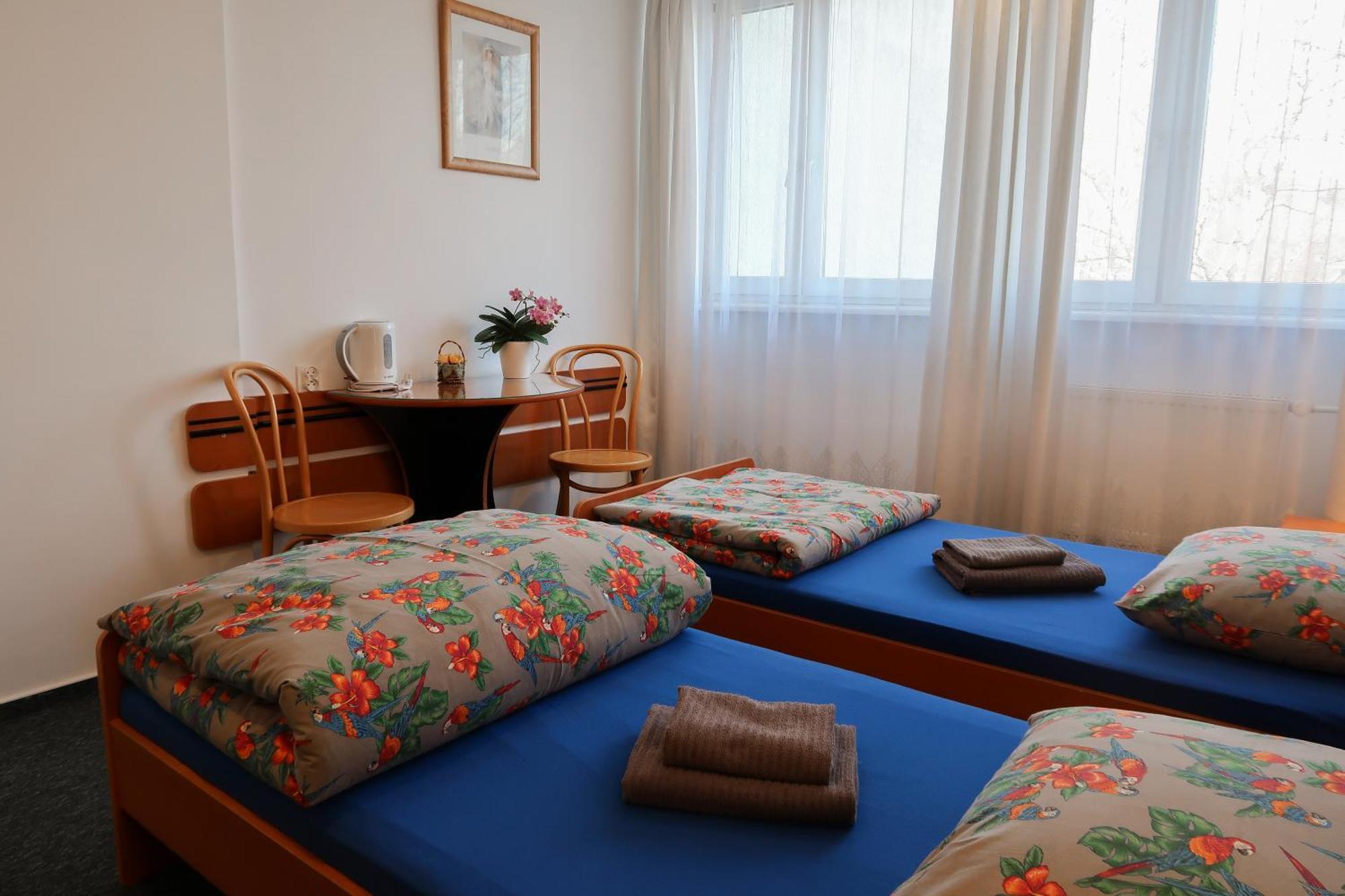 Dom Studencki Raj Hostel Βρότσλαβ Εξωτερικό φωτογραφία