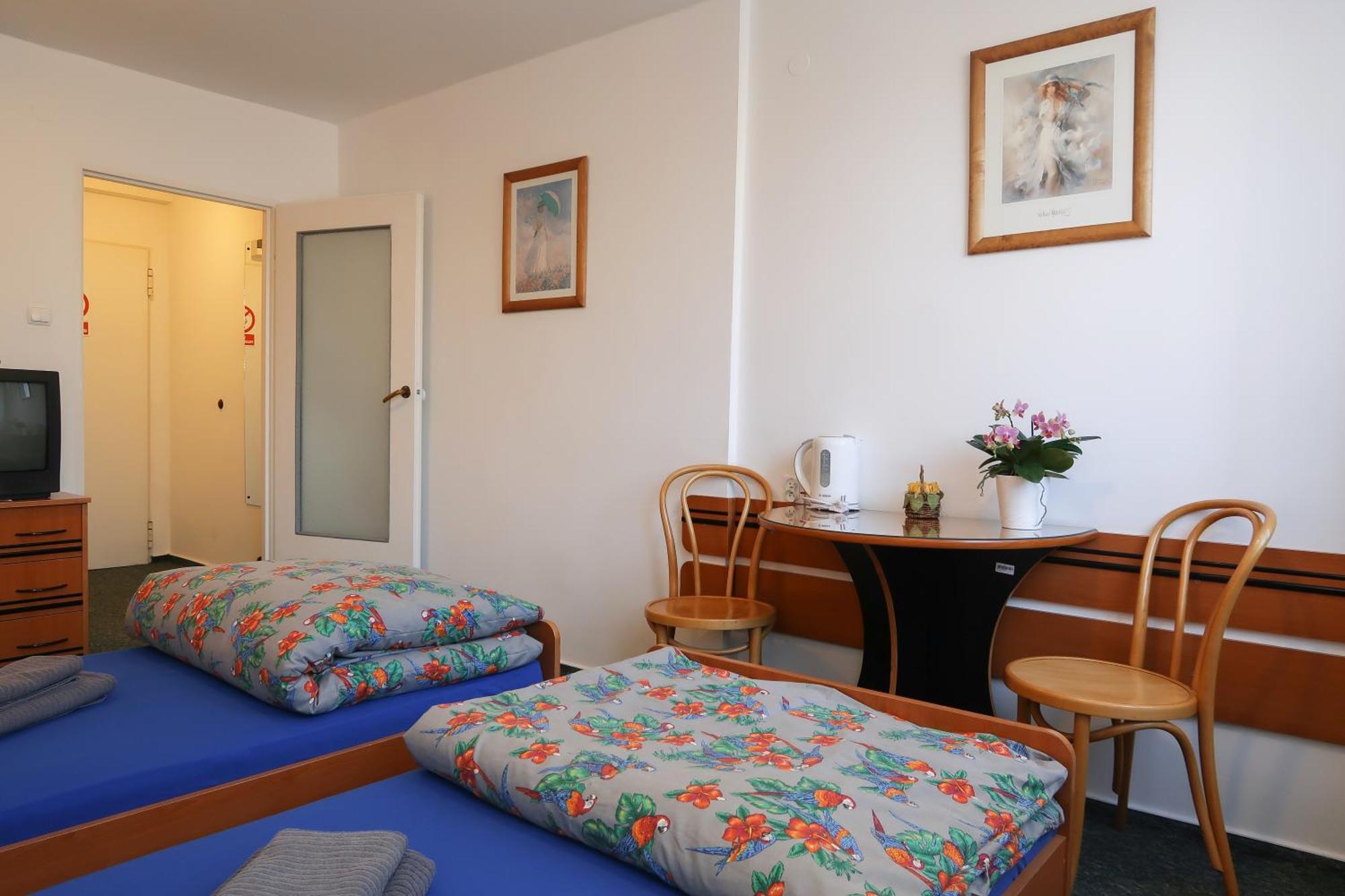 Dom Studencki Raj Hostel Βρότσλαβ Εξωτερικό φωτογραφία