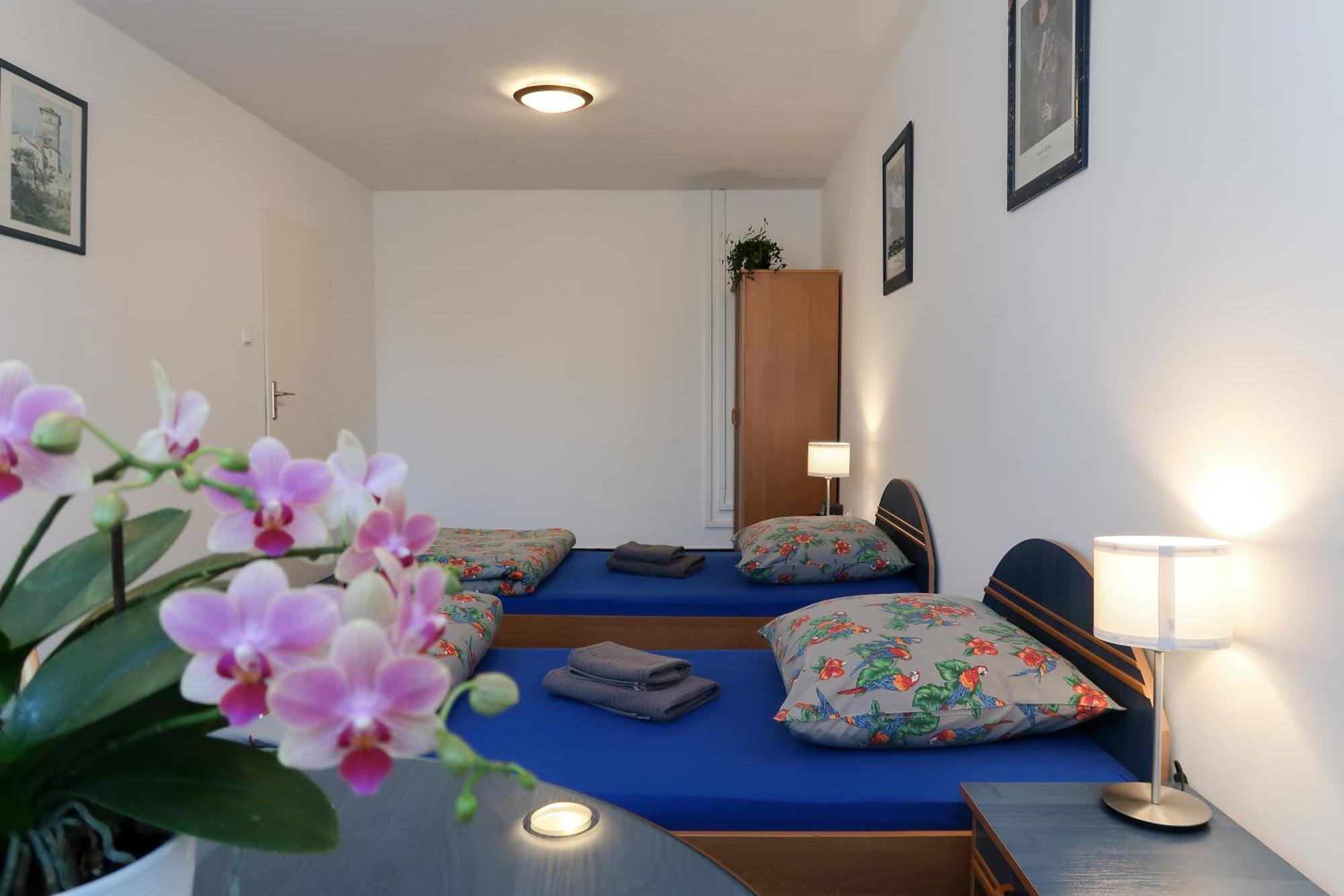 Dom Studencki Raj Hostel Βρότσλαβ Εξωτερικό φωτογραφία